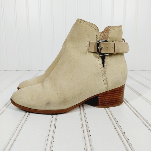 Piper Agnes Cream Leather Buckle Detail Block Heel Ankle Boots C1041 - Picture 1 of 14